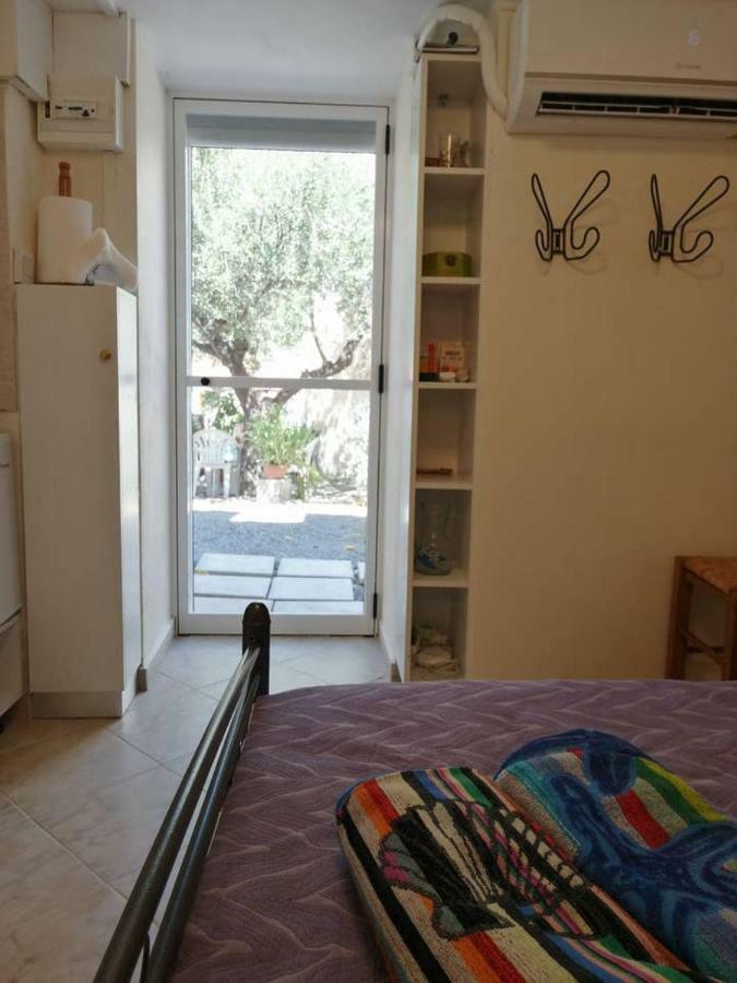 Rodomelo Cute Studio 1 Leonídion Extérieur photo